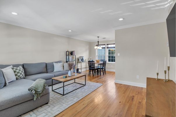 Dining room, Interior, Living room, Pendant Lights, Recessed Lighting, Wood Texture Flooring