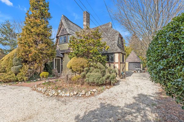 Backyard, Exterior, Facade, Queen Anne Victorian
