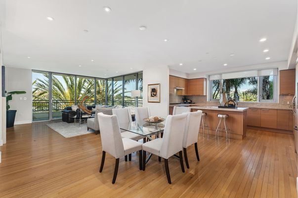 Dining room, Interior, Kitchen, Living room, Recessed Lighting, Wood Texture Flooring