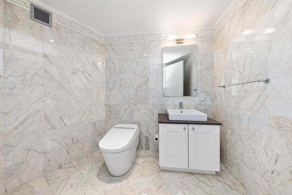 Bathroom, Interior, Marble, Marble Walls