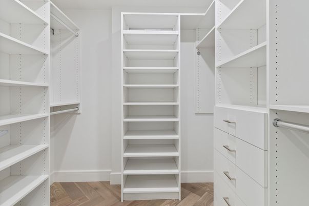 Interior, Walk-in Closets, Wood Texture Flooring