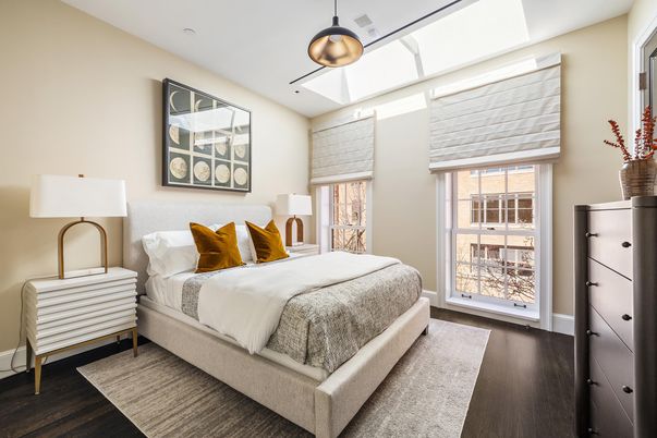 Bedroom, Interior, Pendant Lights, Wood Texture Flooring
