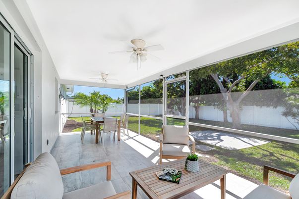 Dining room, Interior, Sun Room