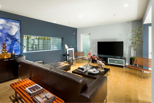 Interior, Living room, Recessed Lighting, Wood Texture Flooring