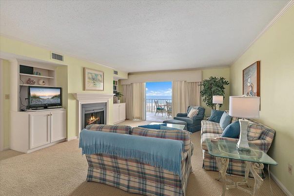 Fireplace, Interior, Living room