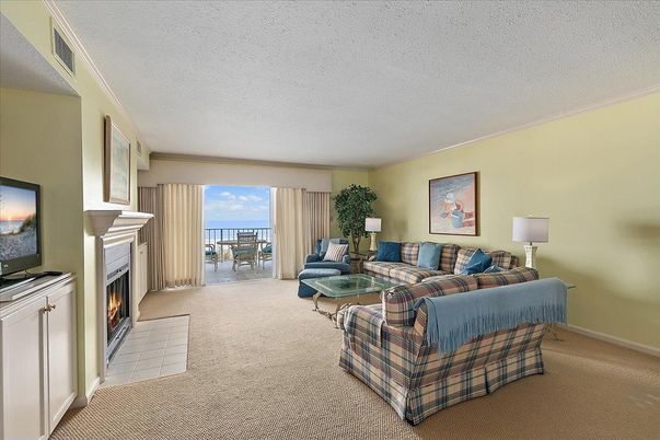 Fireplace, Interior, Living room
