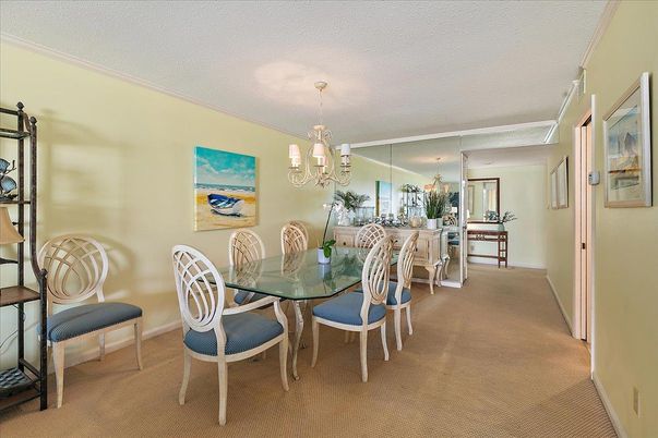 Chandelier, Dining room, Interior