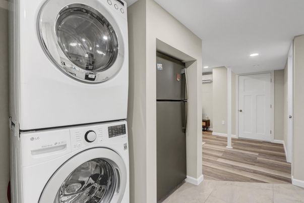 Interior, Recessed Lighting, Utility Closets, Washer, Wood Texture Flooring