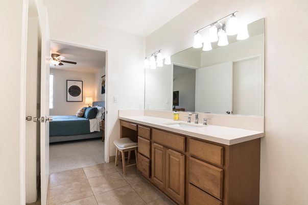 Bathroom, Bedroom, Dual Sink Vanities, Interior