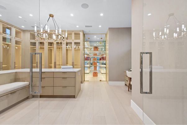 Chandelier, Interior, Pendant Lights, Recessed Lighting, Walk-in Closets, Wood Texture Flooring