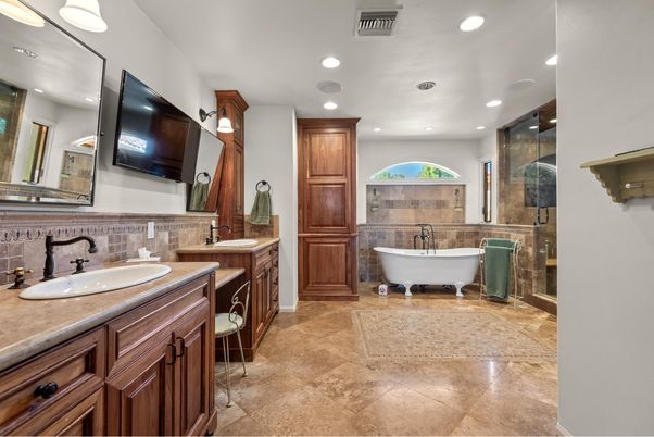 Bathroom, Dual Sink Vanities, Free Standing Baths, Glass Shower, Interior, Recessed Lighting