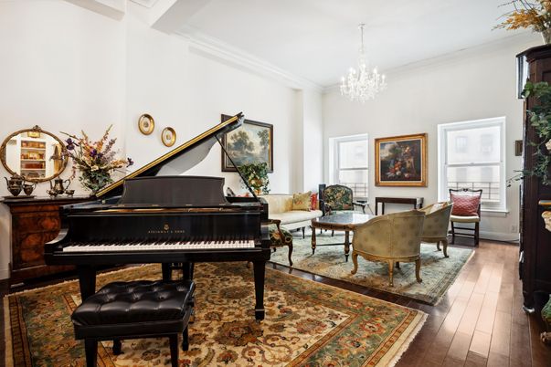 Chandelier, Dining room, Interior, Piano, Wood Texture Flooring