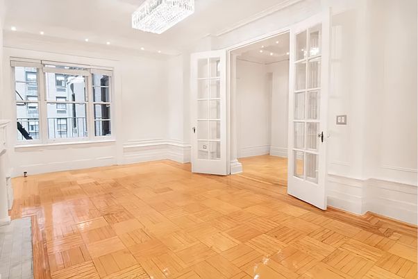 Chandelier, Empty room, Interior, Recessed Lighting, Wood Texture Flooring
