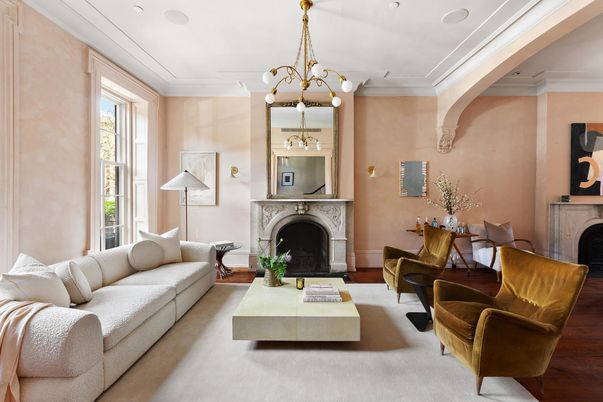 Chandelier, Fireplace, Interior, Living room, Recessed Lighting
