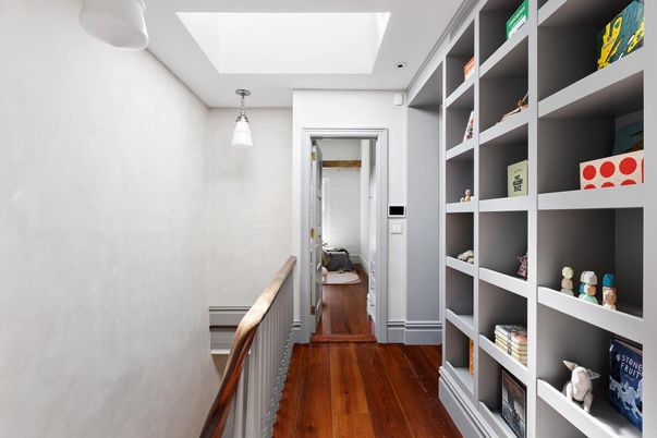 Interior, Pendant Lights, Wood Texture Flooring