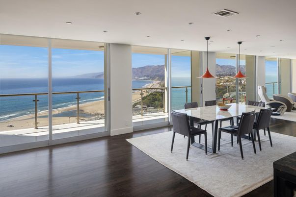 Dining room, Interior, Pendant Lights, Recessed Lighting, Water, Wood Texture Flooring