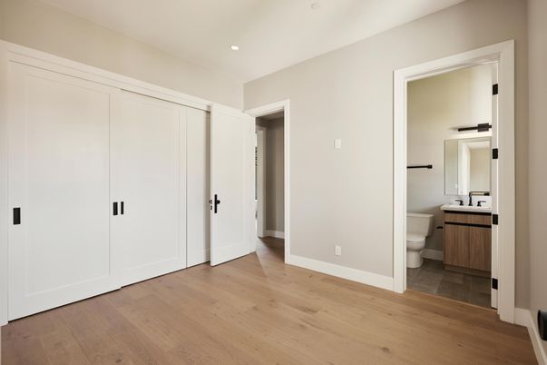 Bathroom, Interior, Recessed Lighting, Wood Texture Flooring