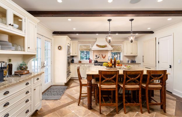 Interior, Kitchen, Pendant Lights, Recessed Lighting, Wooden Beams