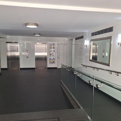 Elevator, Interior