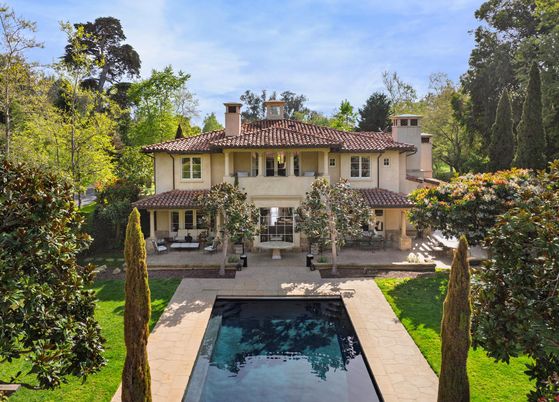 Backyard, Exterior, Pool