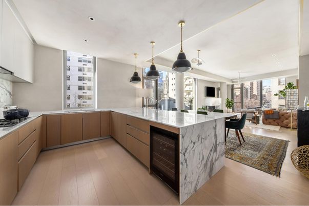 Dining room, Interior, Kitchen, Pendant Lights, Recessed Lighting, Wood Texture Flooring