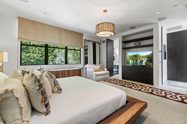 Bedroom, Interior, Pendant Lights, Recessed Lighting