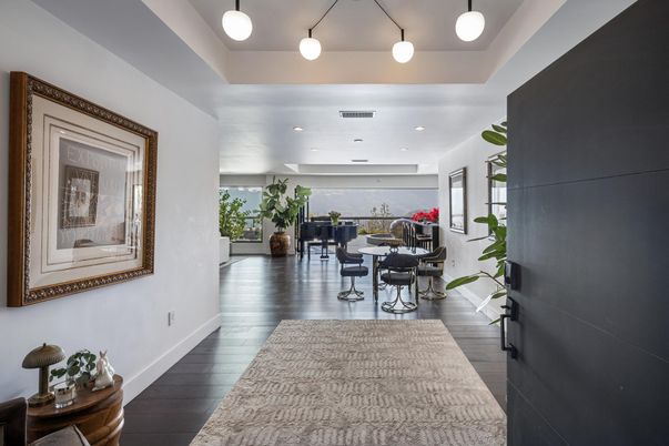 Interior, Pendant Lights, Piano, Recessed Lighting, Wood Texture Flooring