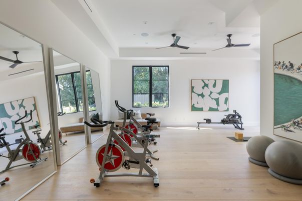 Fitness Equipment, Interior, Recessed Lighting, Wood Texture Flooring