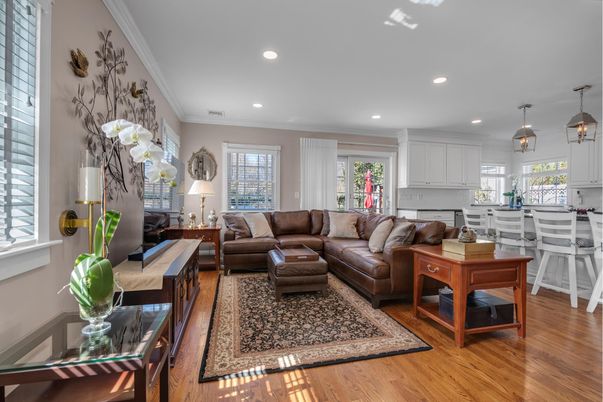 Dining room, Interior, Kitchen, Living room, Pendant Lights, Recessed Lighting, Wood Texture Flooring