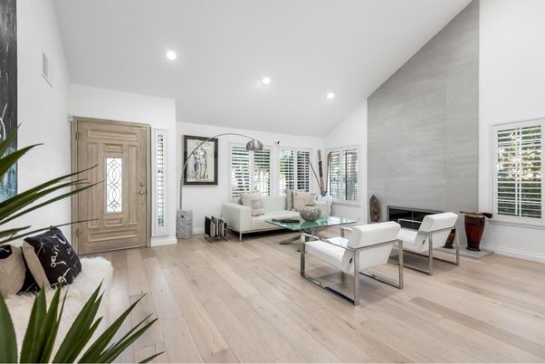 Fireplace, Interior, Living room, Recessed Lighting, Wood Texture Flooring