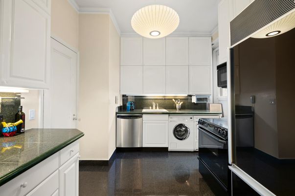 Interior, Kitchen, Stainless Steel Appliances, Washer