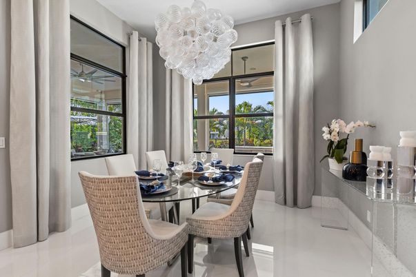 Chandelier, Dining room, Interior