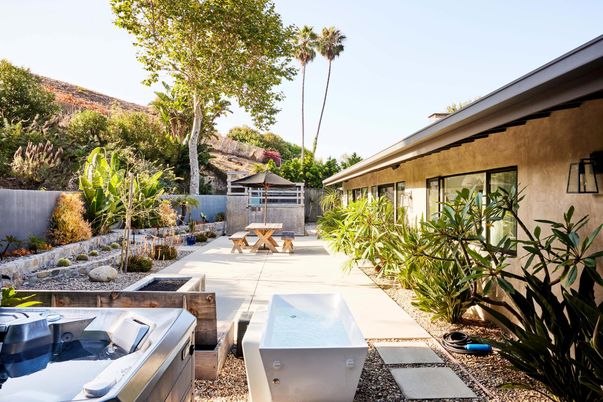 Backyard, Exterior