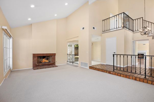 Chandelier, Fireplace, Interior, Pendant Lights, Recessed Lighting