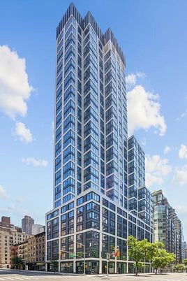 Exterior, Facade, Highrise