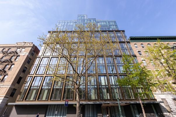 Exterior, Facade, Highrise