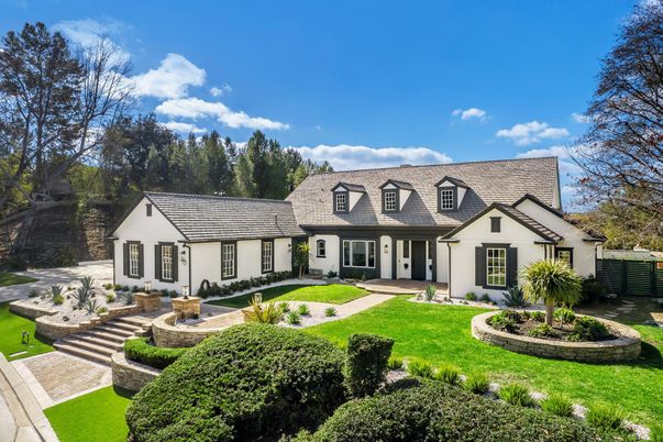 Backyard, Exterior, Facade, French Provincial