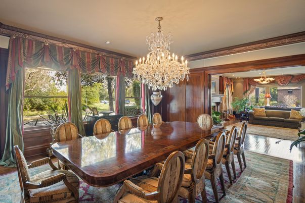 Chandelier, Dining room, Interior, Living room, Recessed Lighting, Wood Texture Flooring