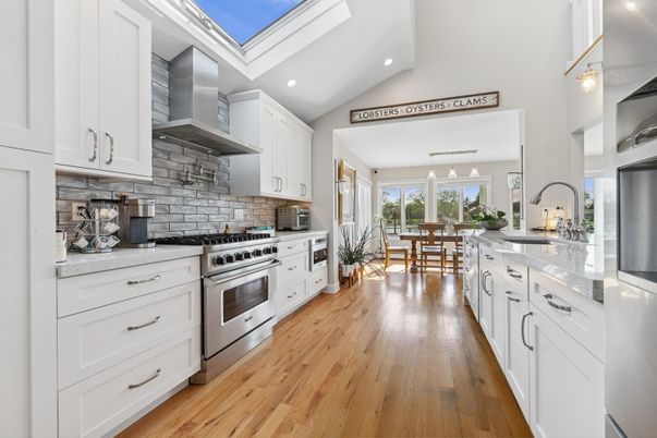 Dining room, Interior, Kitchen, Recessed Lighting, Stainless Steel Appliances, Wood Texture Flooring
