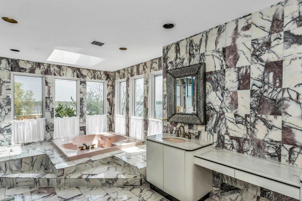 Bathroom, Interior, Marble, Marble Walls, Recessed Lighting