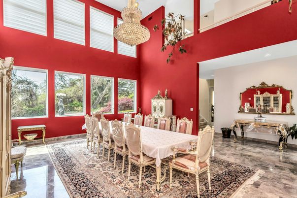 Chandelier, Dining room, Interior, Recessed Lighting, Wood Texture Flooring