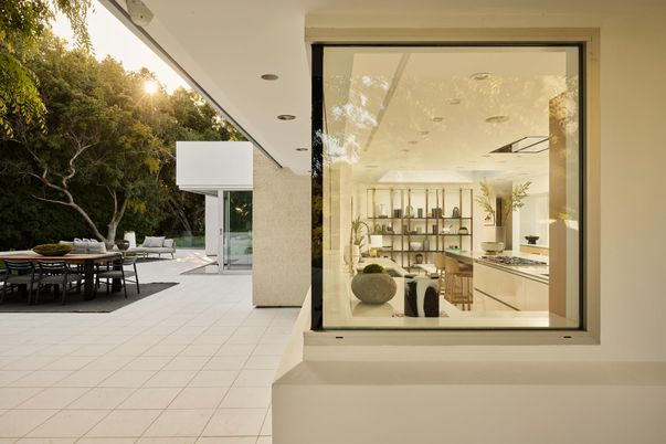 Dining room, Interior, Recessed Lighting