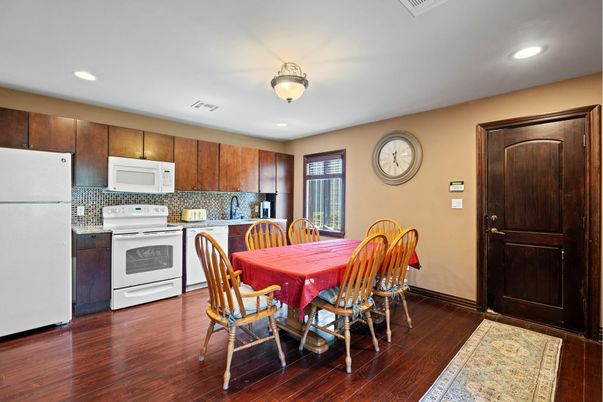 Dining room, Interior, Kitchen, Recessed Lighting, Wood Texture Flooring