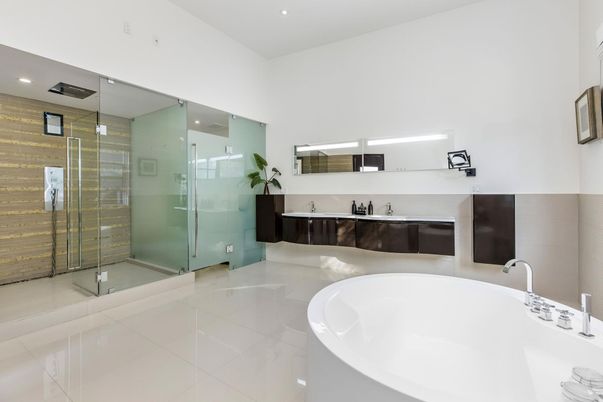 Bathroom, Dual Sink Vanities, Free Standing Baths, Glass Shower, Interior, Recessed Lighting