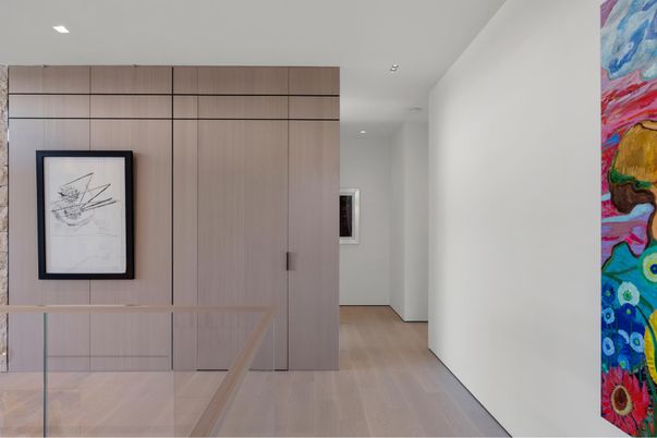 Interior, Recessed Lighting, Wood Texture Flooring