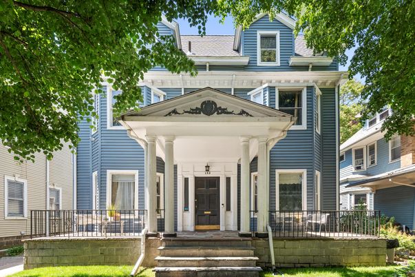 Exterior, Facade, Queen Anne Victorian