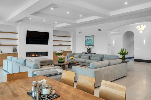 Chandelier, Fireplace, Interior, Living room, Recessed Lighting