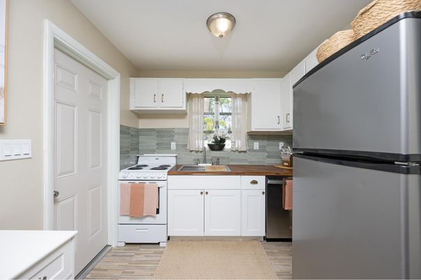 Interior, Kitchen, Wood Texture Flooring