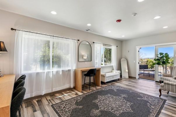 Interior, Recessed Lighting, Wood Texture Flooring