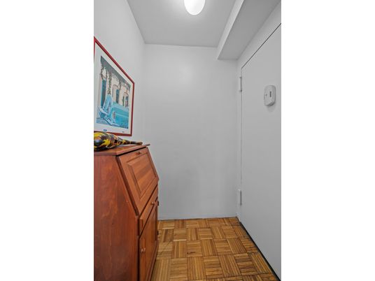 DE Listing image placeholder